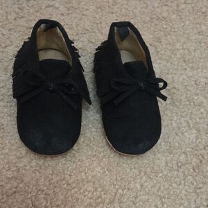 Black Old Navy Moc Bootie Size 12-18 Months